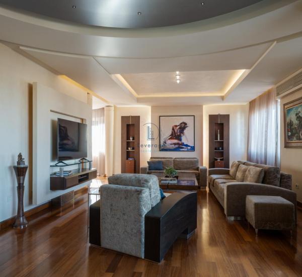 Glavna slika -Šćerbinova,  Stan na prodaju, 220m2, 699.000€