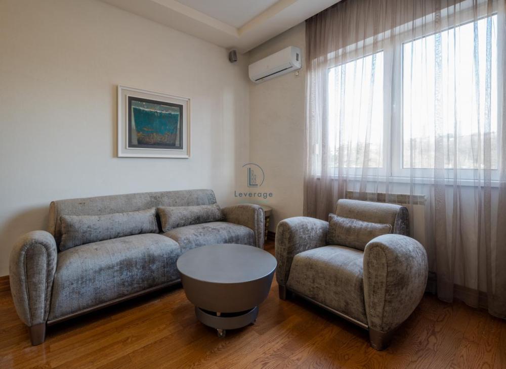 Slika 6 - Šćerbinova,  Stan na prodaju, 220m2, 699.000€