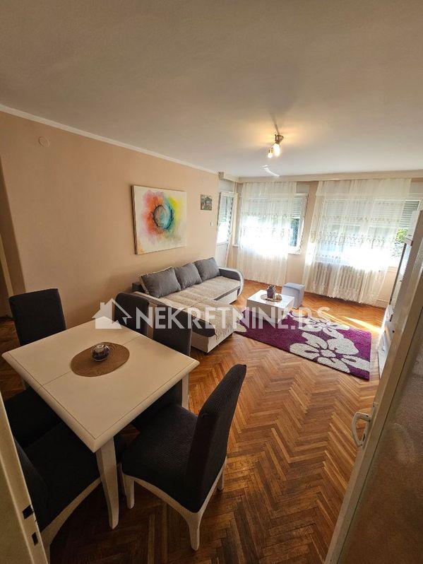 Slika 2 - Omladinskih brigada, Trosoban stan za izdavanje, 70m2, 750€