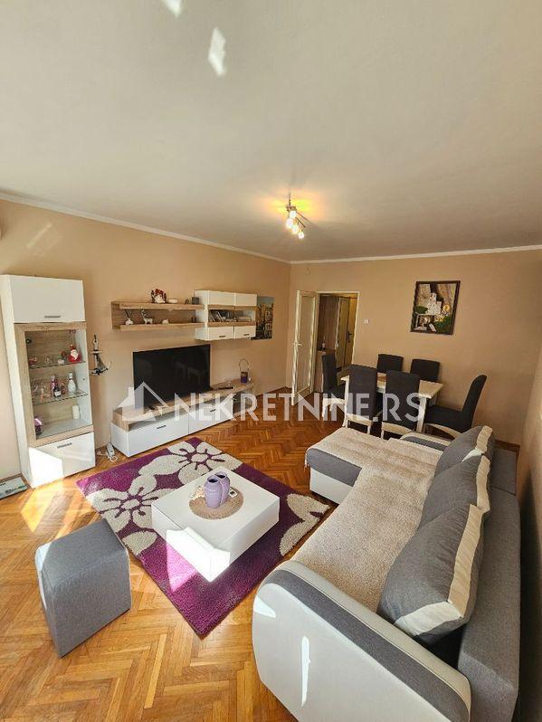 Glavna slika -Omladinskih brigada, Trosoban stan za izdavanje, 70m2, 750€