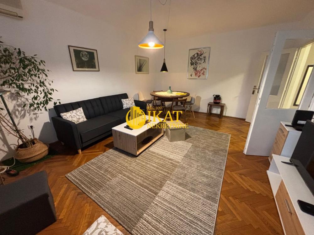 Glavna slika -Bulevar Kralja Aleksandra, Trosoban stan za izdavanje, 80m2, 800€