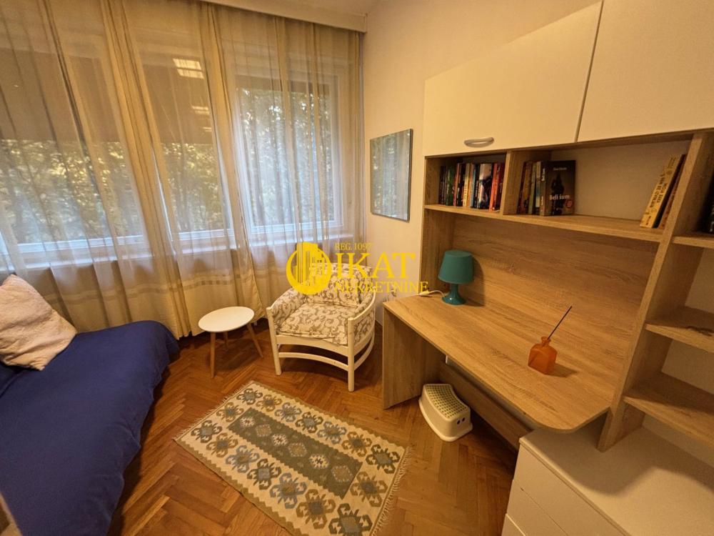 Slika 3 - Bulevar Kralja Aleksandra, Trosoban stan za izdavanje, 80m2, 800€