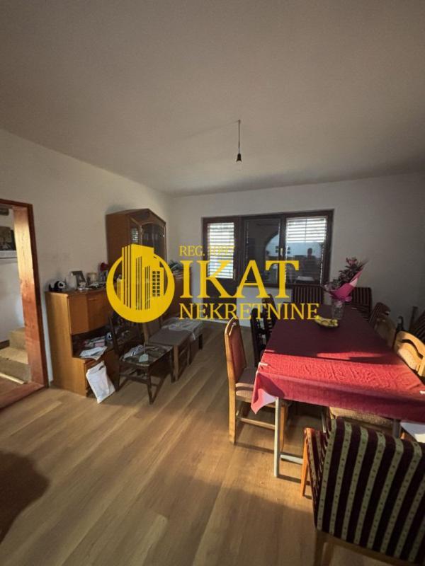 Glavna slika - Kuća na prodaju, 123m2, 200.000€