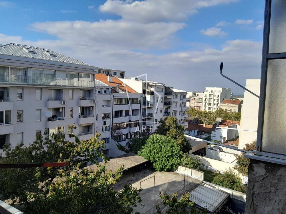 Slika 4 - Branka Krsmanovića, Trosoban stan za izdavanje, 62m2, 600€