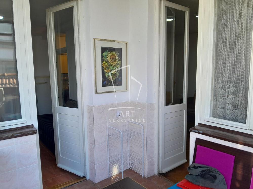 Slika 5 - Branka Krsmanovića, Trosoban stan za izdavanje, 62m2, 600€