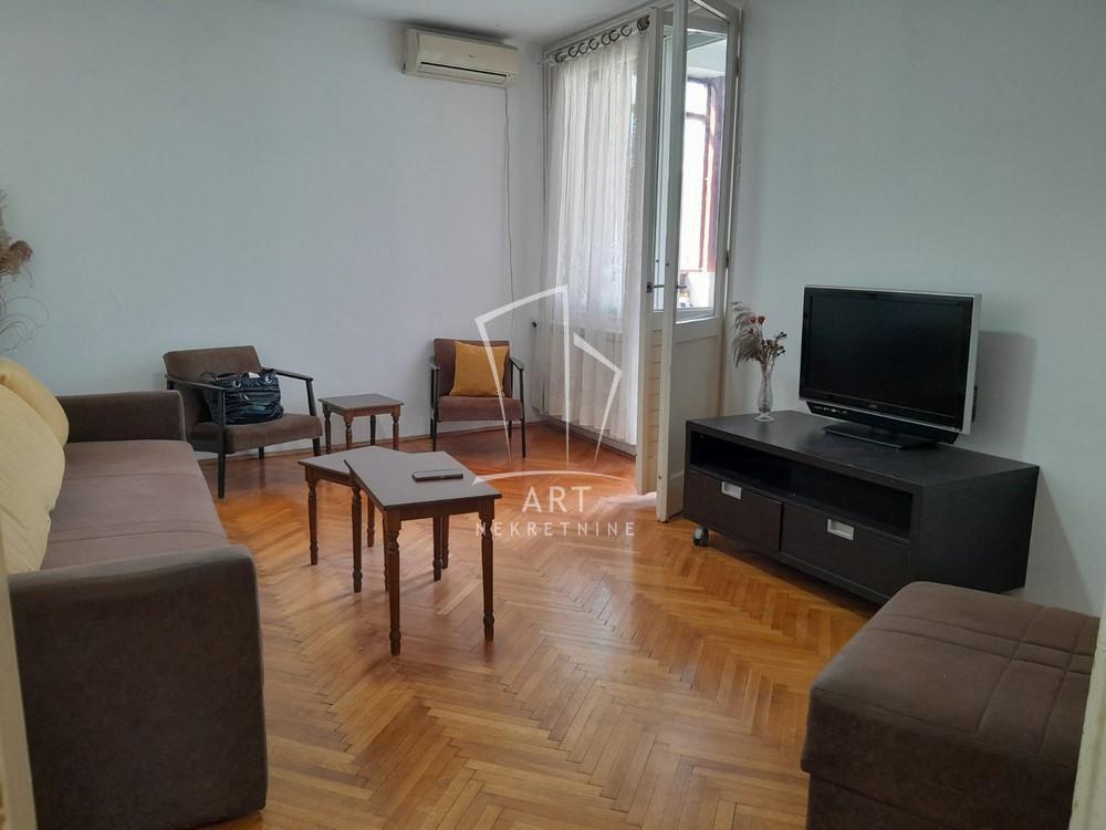 Glavna slika -Branka Krsmanovića, Trosoban stan za izdavanje, 62m2, 600€