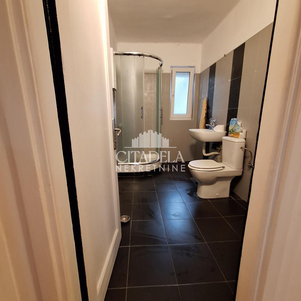 Slika 9 - Ljubomira Stojanovića, Trosoban stan na prodaju, 75m2, 249.000€