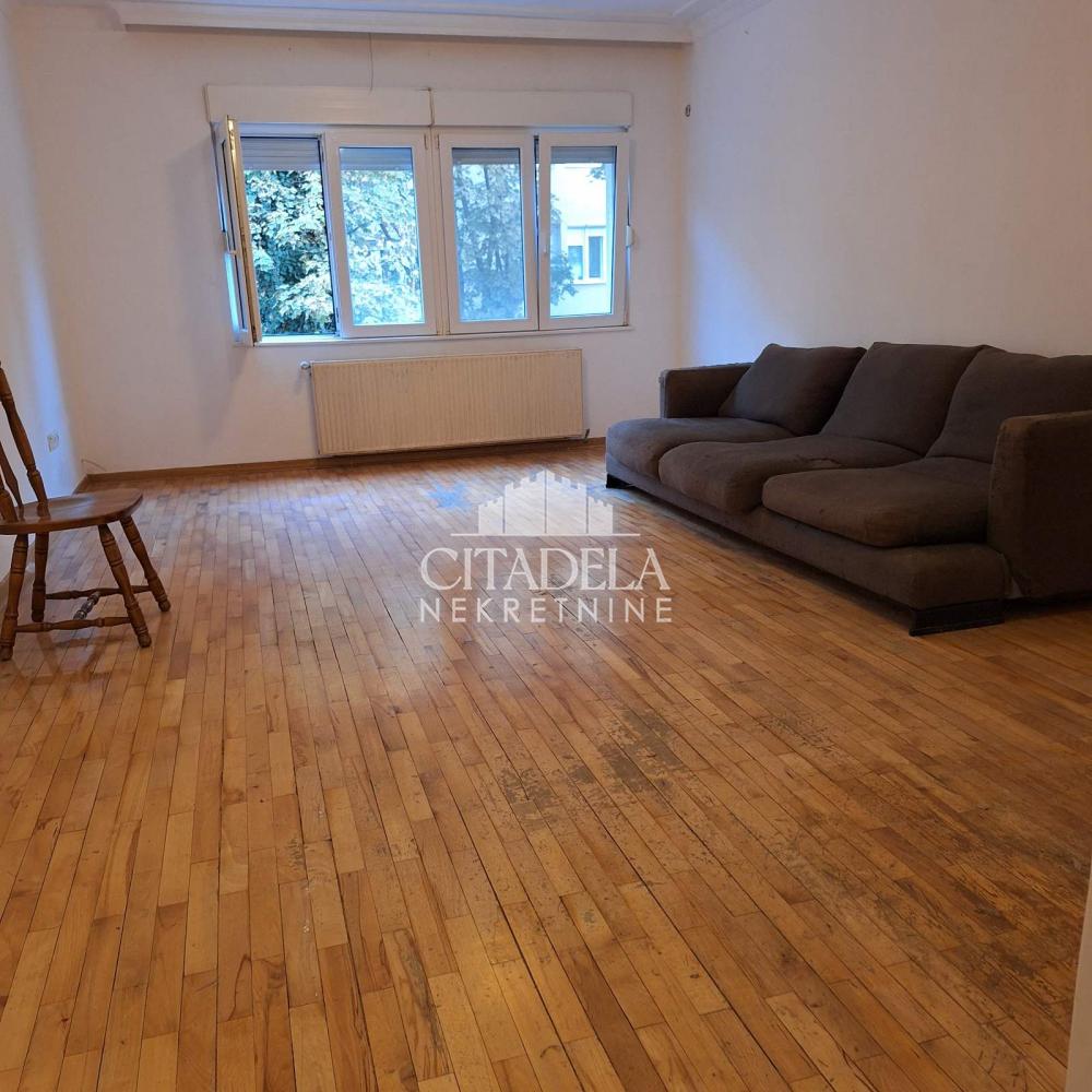 Slika 2 - Ljubomira Stojanovića, Trosoban stan na prodaju, 75m2, 249.000€