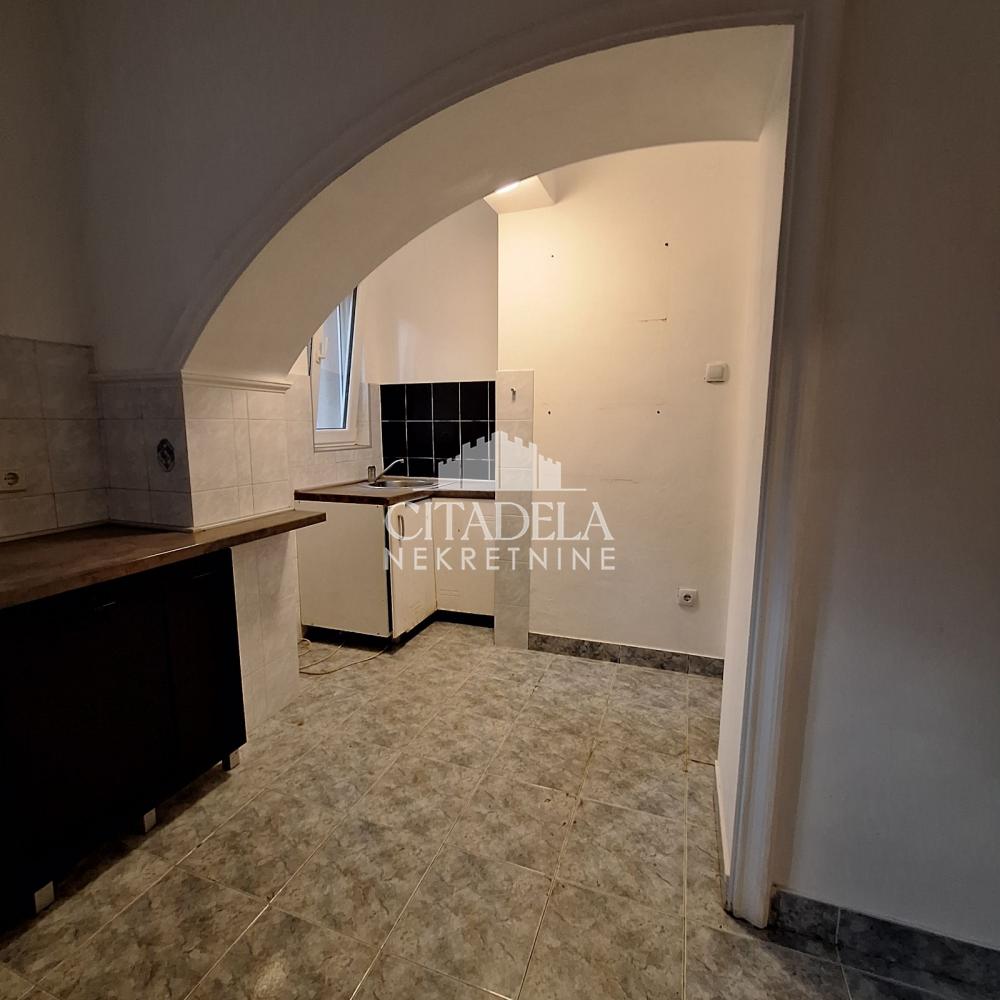 Slika 8 - Ljubomira Stojanovića, Trosoban stan na prodaju, 75m2, 249.000€