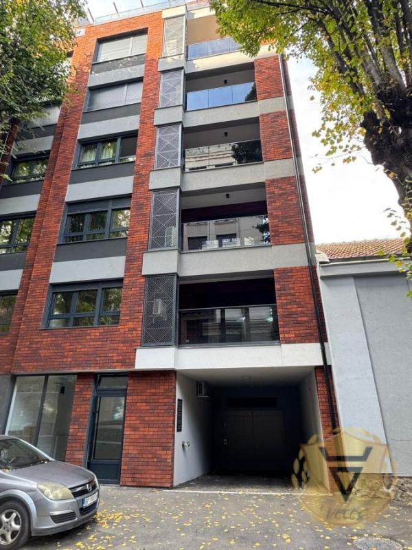 Glavna slika -Trosoban stan za izdavanje, 114m2, 3.000€