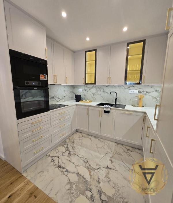 Slika 9 - Trosoban stan za izdavanje, 114m2, 3.000€