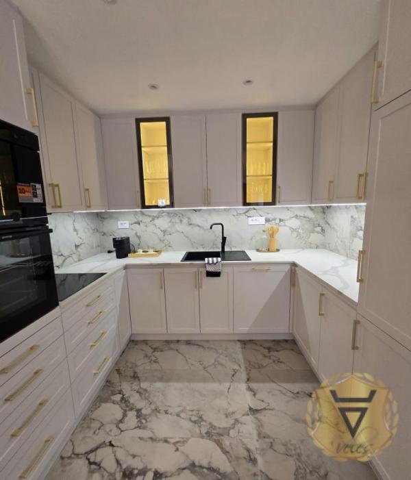 Slika 8 - Trosoban stan za izdavanje, 114m2, 3.000€