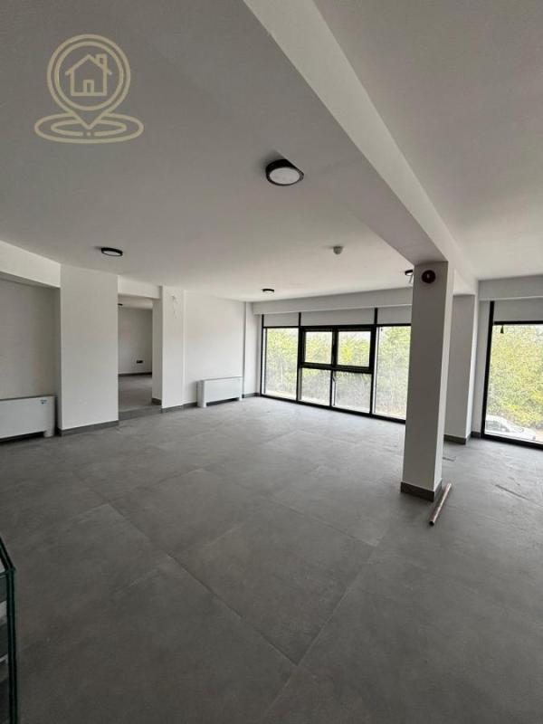 Slika 1 -  Lokal za izdavanje, 550m2, 6.600€