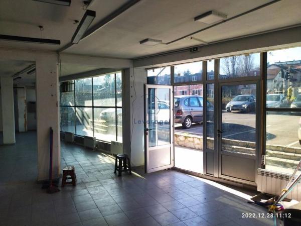 Slika 8 - Mirijevski bulevar,  Lokal za izdavanje, 243m2, 2.430€