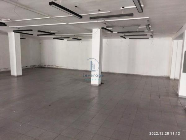 Slika 11 - Mirijevski bulevar,  Lokal za izdavanje, 550m2, 5.500€