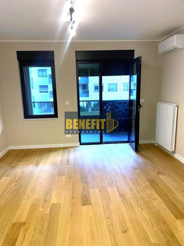 Glavna slika -Trosoban stan za izdavanje, 71m2, 800€