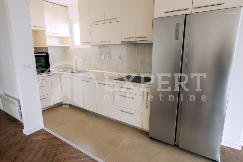 Slika 8 - Stanislava Biničkog, Četvorosoban stan za izdavanje, 96m2, 800€