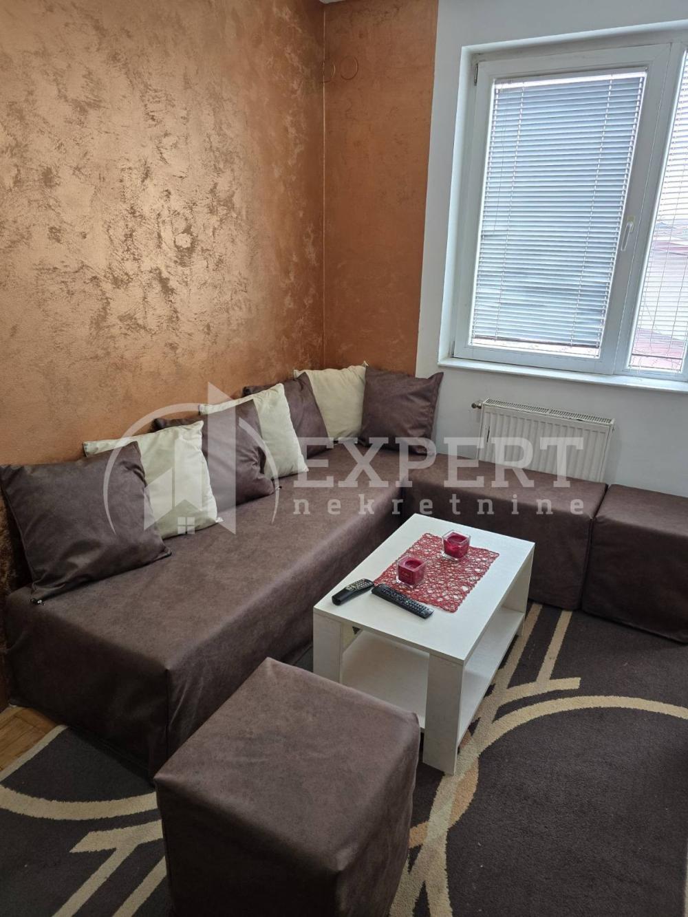 Glavna slika -Šumatovačka, Jednosoban stan za izdavanje, 32m2, 300€