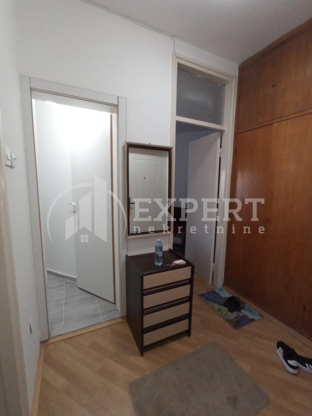 Slika 9 - Generala Milojka Lešjanina, Jednoiposoban stan za izdavanje, 37m2, 300€