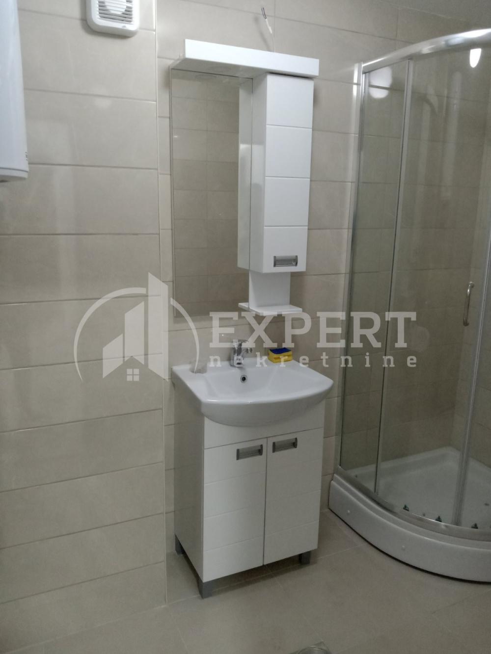 Slika 4 - Janisa Janulisa,  Lokal za izdavanje, 45m2, 300€