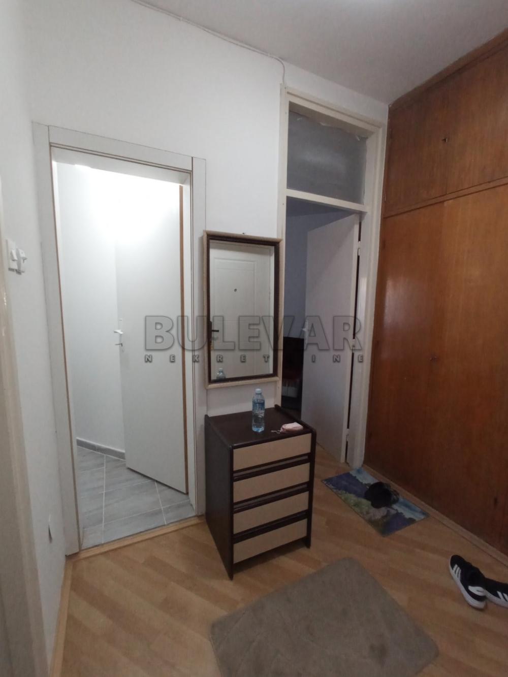 Slika 9 - Generala Milojka Lešjanina, Jednoiposoban stan za izdavanje, 37m2, 300€