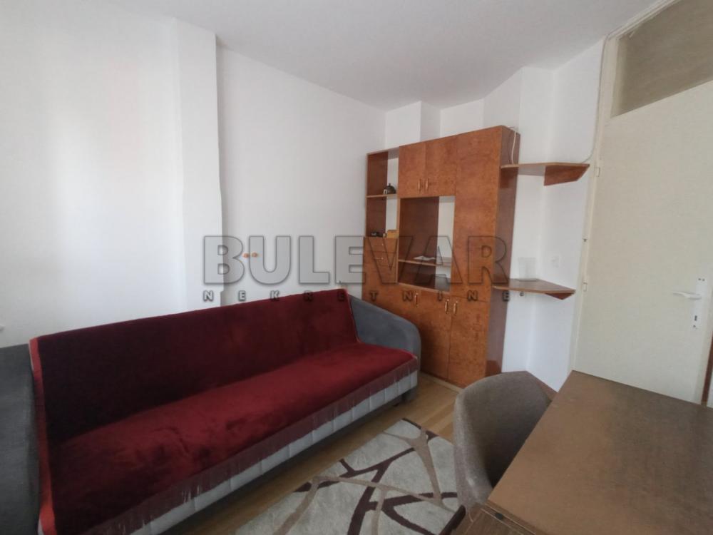 Slika 4 - Generala Milojka Lešjanina, Jednoiposoban stan za izdavanje, 37m2, 300€