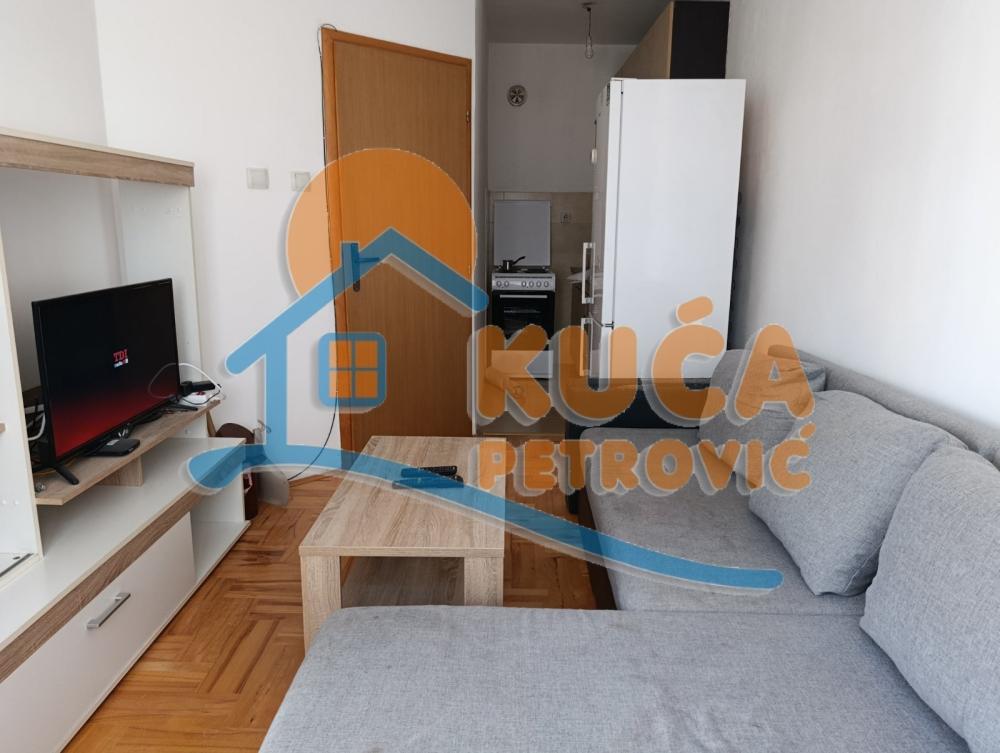 Slika 1 - Studenička, Jednoiposoban stan za izdavanje, 30m2, 280€