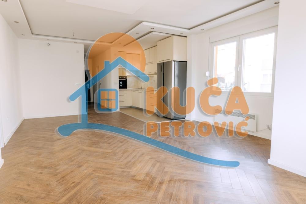 Glavna slika -Stanislava Biničkog, Četvorosoban stan za izdavanje, 96m2, 800€