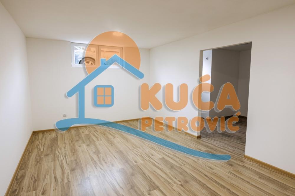 Slika 2 - Stanislava Biničkog, Četvorosoban stan za izdavanje, 96m2, 800€