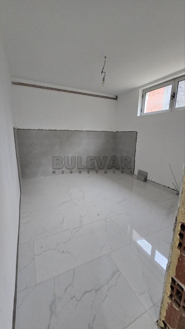 Slika 9 - Bubanjskih heroja,  Lokal za izdavanje, 600m2, 4.800€