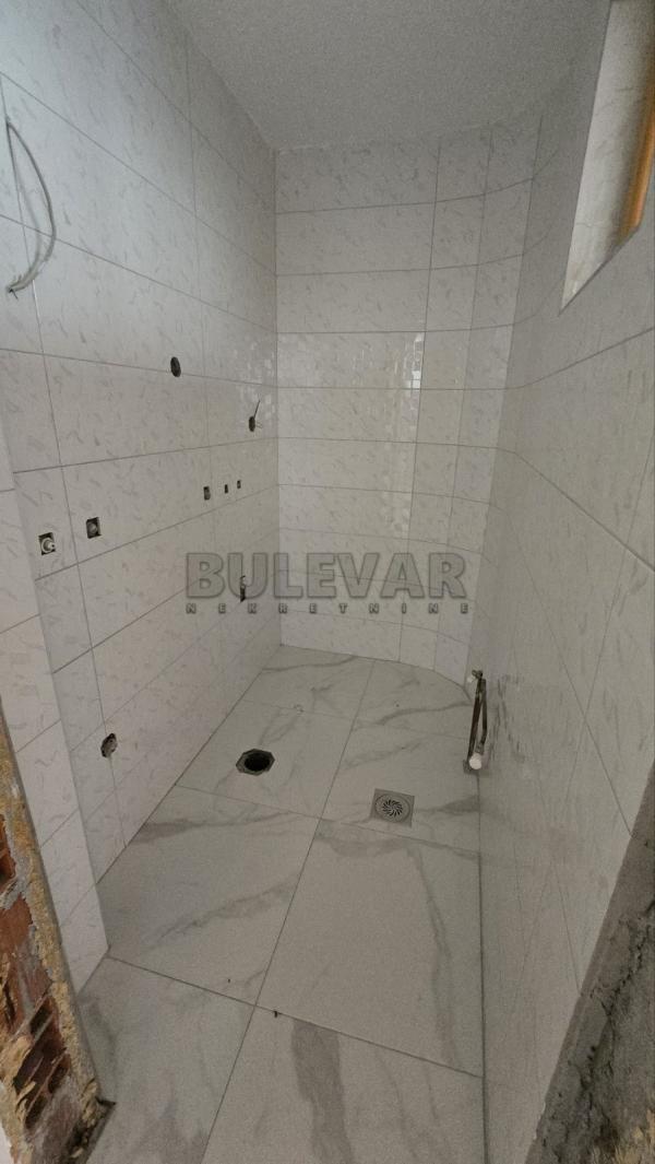Slika 11 - Bubanjskih heroja,  Lokal za izdavanje, 600m2, 4.800€