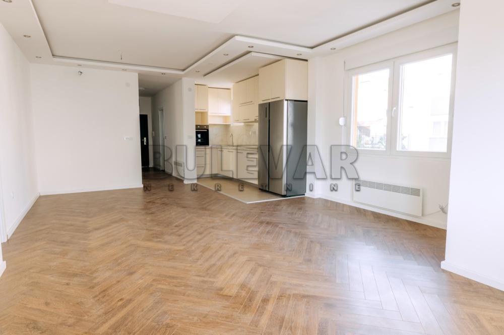 Glavna slika -Stanislava Biničkog, Četvorosoban stan za izdavanje, 96m2, 800€