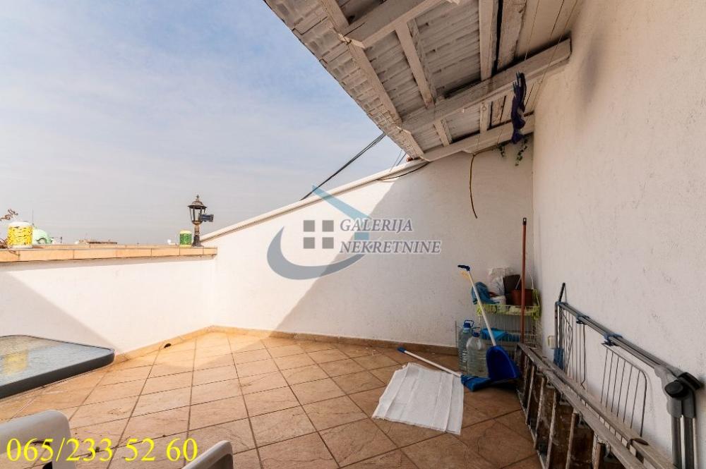 Slika 9 - Cara Uroša, Trosoban stan za izdavanje, 110m2, 1.400€