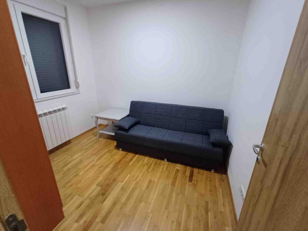 Slika 6 - Skopljanska, Trosoban stan za izdavanje, 50m2, 700€