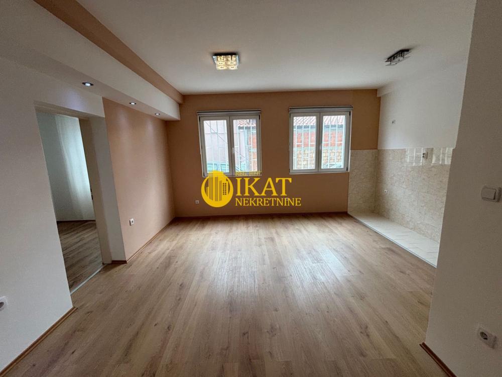 Slika 6 - Tekeriška, Jednoiposoban stan na prodaju, 45m2, 85.000€