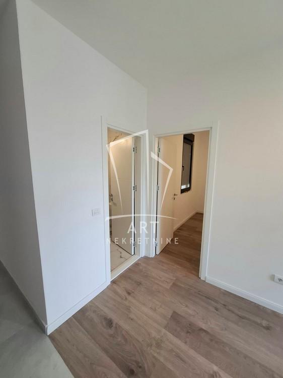 Slika 7 - Kneza Stracimira,  Lokal za izdavanje, 41m2, 750€