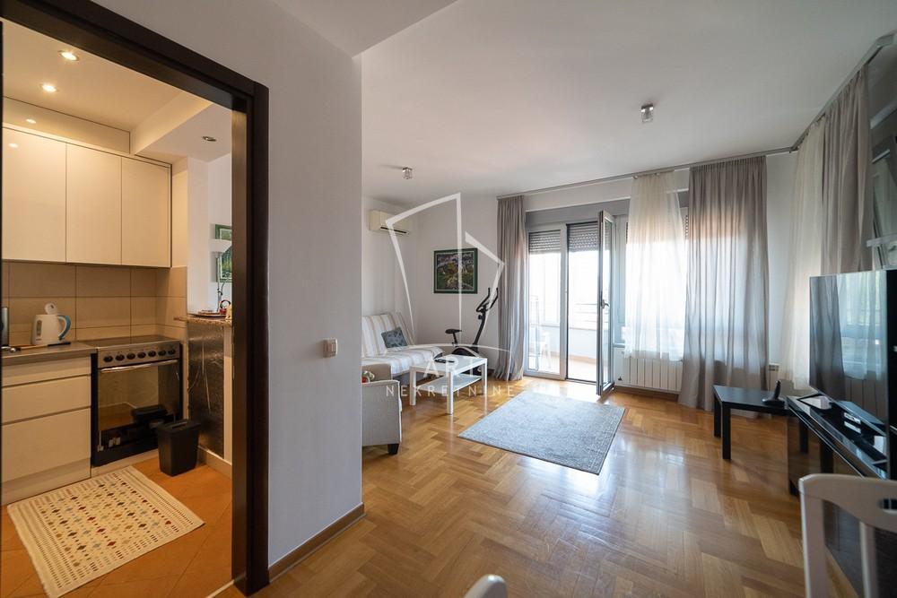 Glavna slika -Celjska, Trosoban stan za izdavanje, 77m2, 1.000€