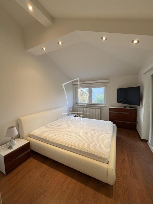 Slika 7 - Stolačka, Četvorosoban stan za izdavanje, 130m2, 2.200€