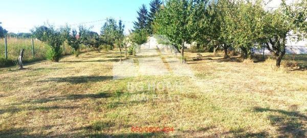 Slika 1 -  Plac na prodaju, Voždovac, Pinosava, 103.000€