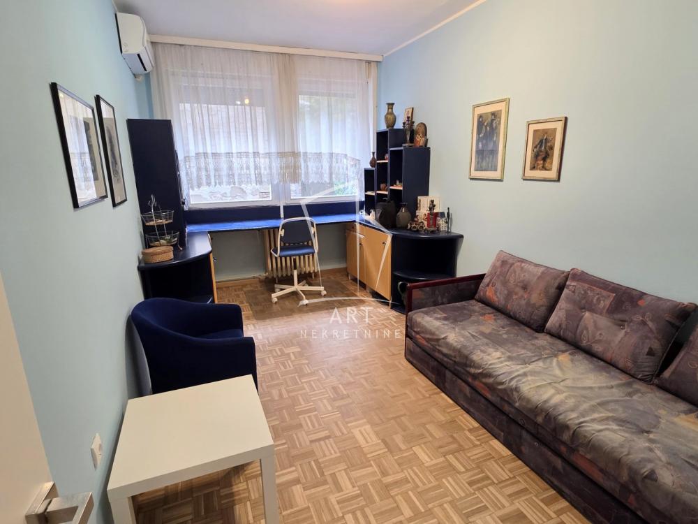 Slika 9 - Kneginje Zorke, Petosoban stan za izdavanje, 120m2, 1.800€