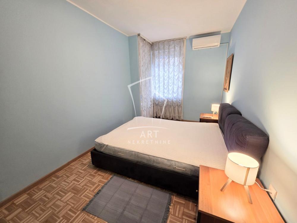 Slika 11 - Kneginje Zorke, Petosoban stan za izdavanje, 120m2, 1.800€