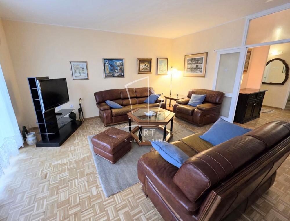 Slika 1 - Kneginje Zorke, Petosoban stan za izdavanje, 120m2, 1.800€