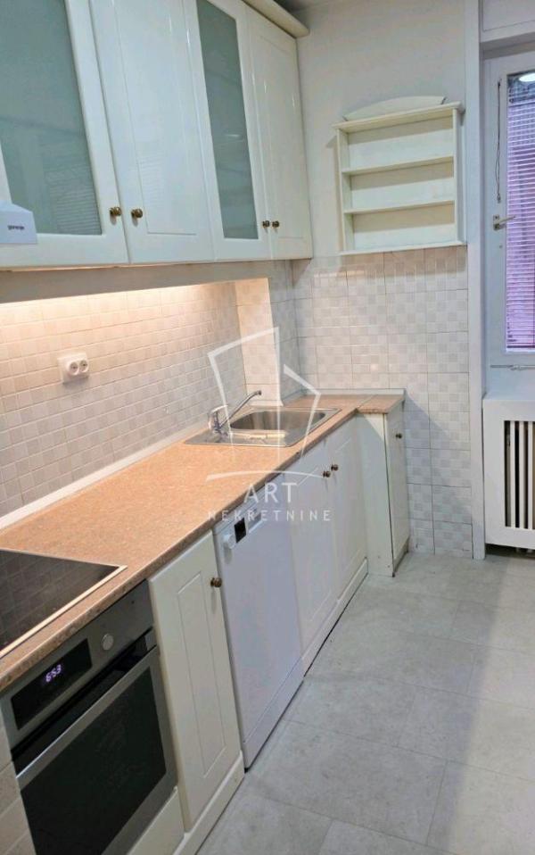 Slika 5 - Kneginje Zorke, Petosoban stan za izdavanje, 120m2, 1.800€