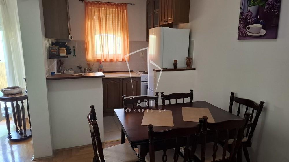 Slika 2 - Braće Vučković, Dvoiposoban stan za izdavanje, 59m2, 600€