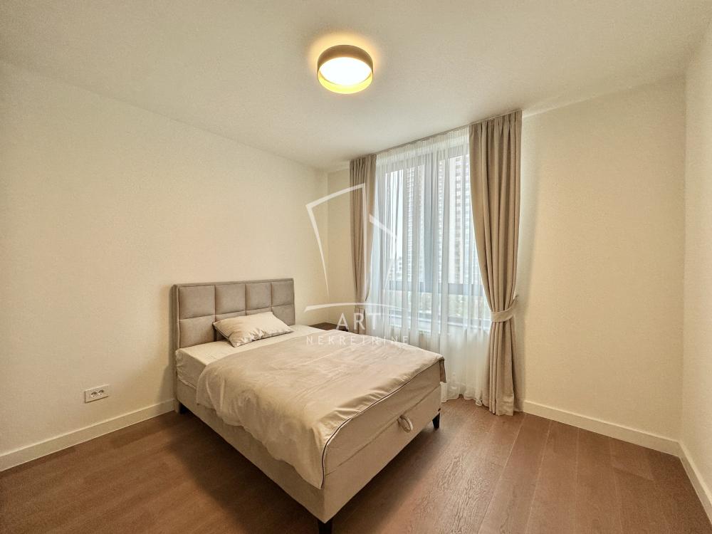 Slika 7 - Luke Ćelovića Trebinjca, Četvorosoban stan za izdavanje, 116m2, 2.900€