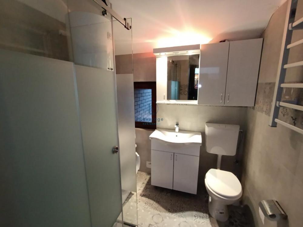 Slika 8 - Admirala Vukovića, Četvorosoban stan za izdavanje, 75m2, 750€