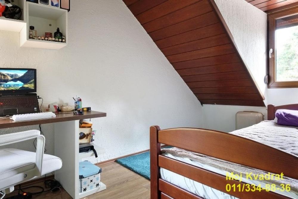 Slika 11 - Kuća za izdavanje, 150m2, 2.500€