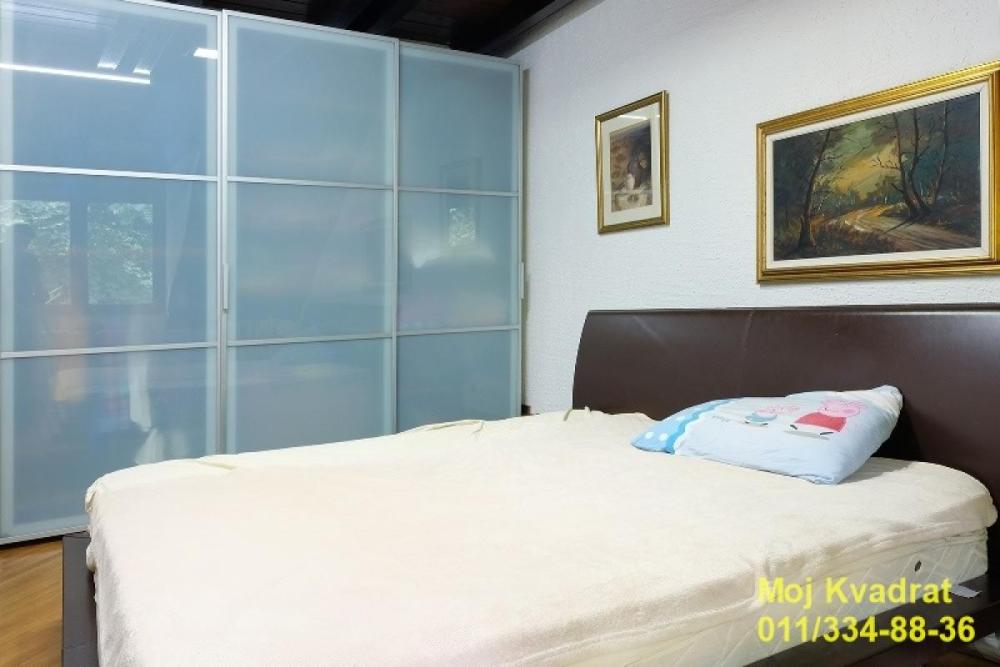 Slika 8 - Kuća za izdavanje, 150m2, 2.500€