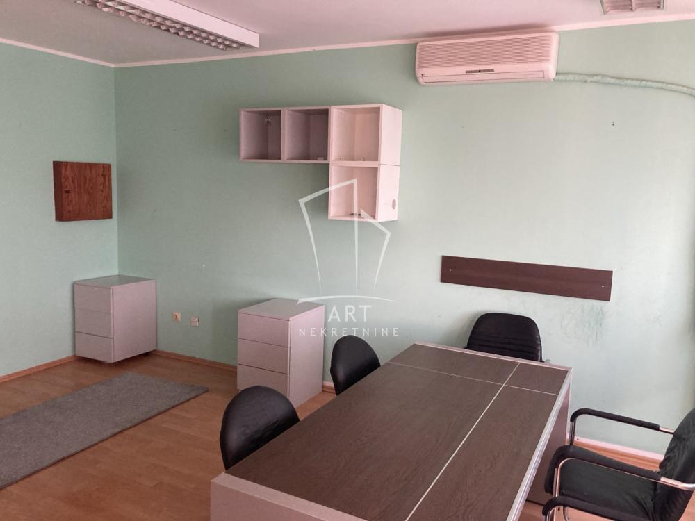 Slika 1 - Ustanička,  Lokal na prodaju, 31m2, 80.000€