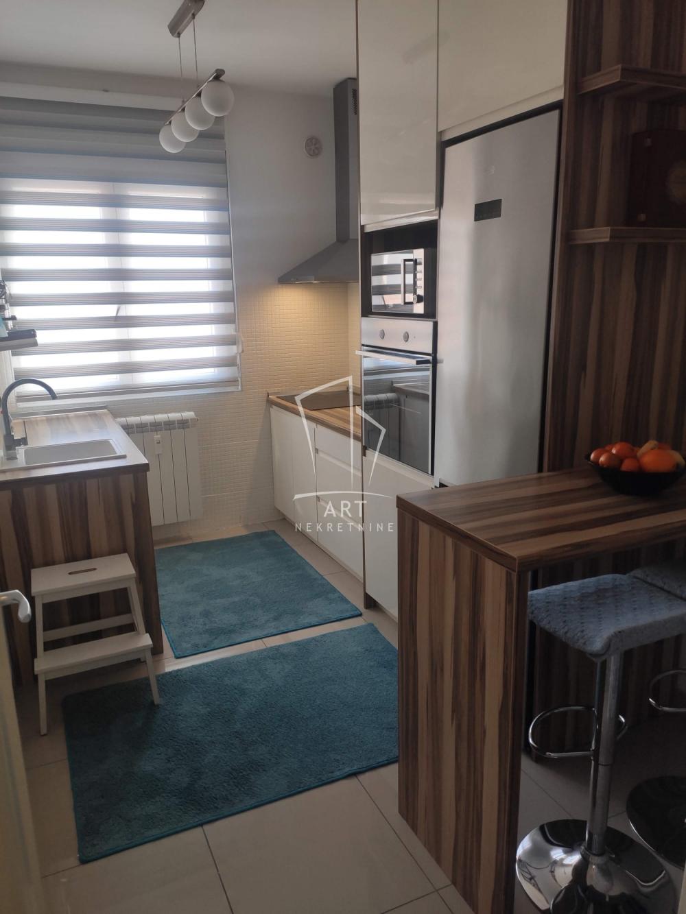 Slika 8 - Mariborska, Trosoban stan za izdavanje, 60m2, 900€